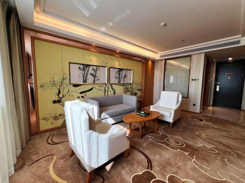 Menshine Gloria Plaza Hotel Shantou Exterior foto