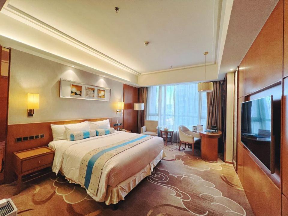 Menshine Gloria Plaza Hotel Shantou Exterior foto